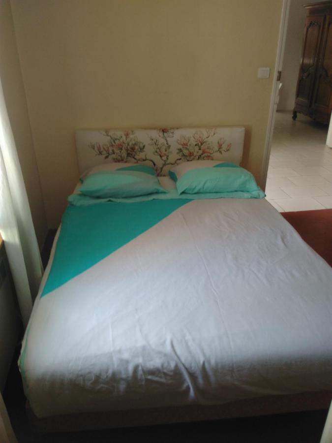 Crew Lighthouse Hostel Antibes Ngoại thất bức ảnh