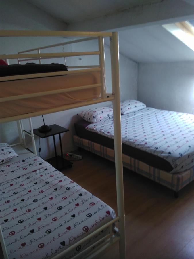 Crew Lighthouse Hostel Antibes Ngoại thất bức ảnh