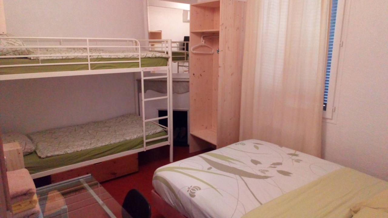Crew Lighthouse Hostel Antibes Ngoại thất bức ảnh