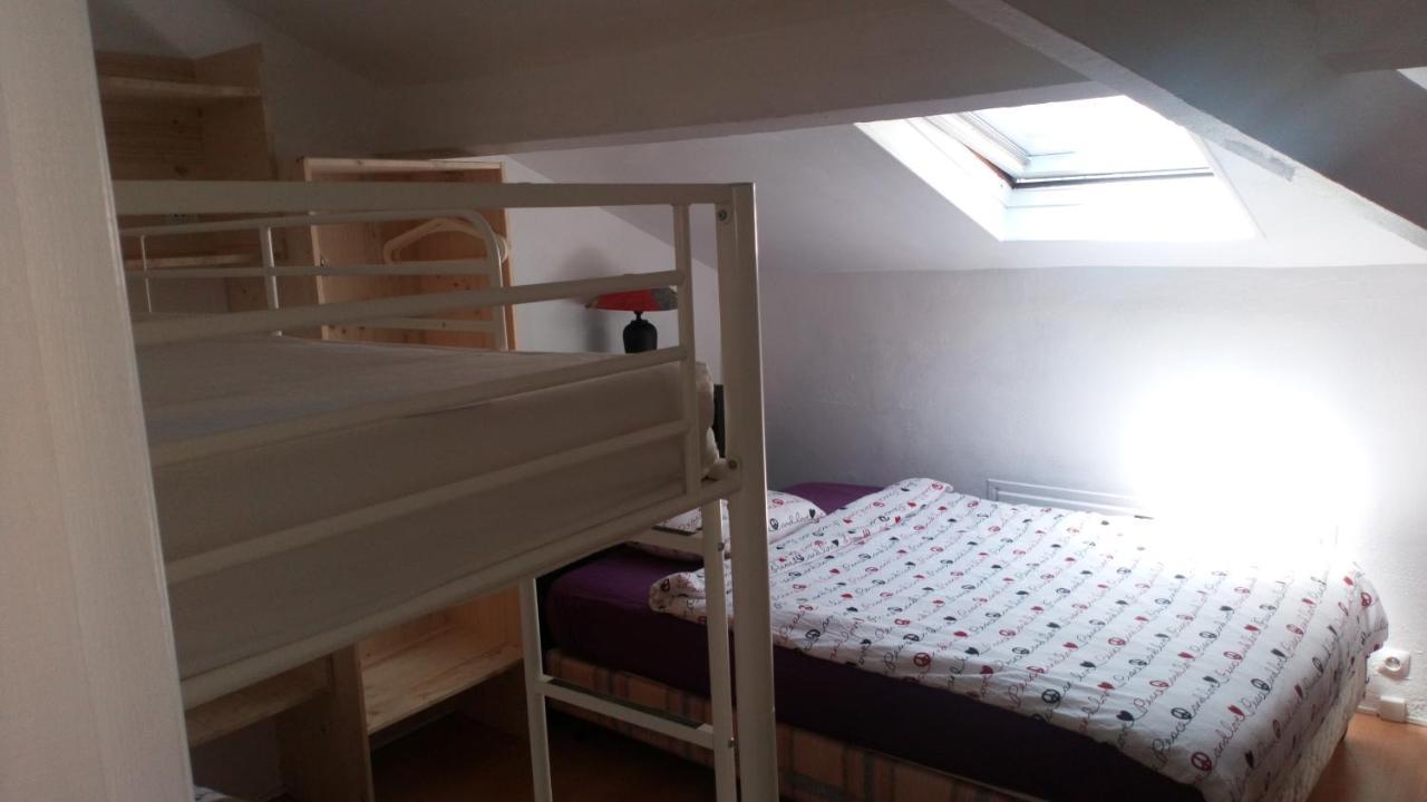 Crew Lighthouse Hostel Antibes Ngoại thất bức ảnh