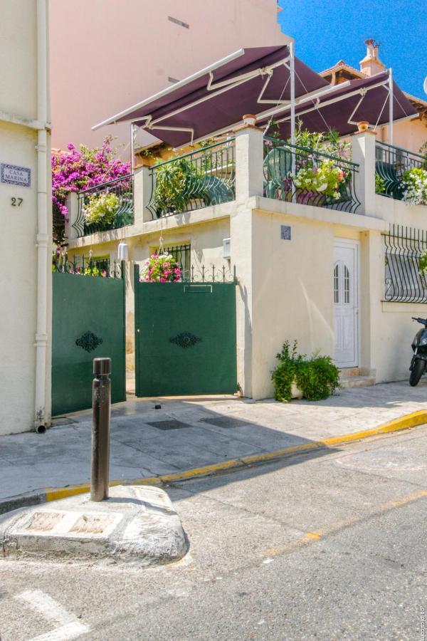 Crew Lighthouse Hostel Antibes Ngoại thất bức ảnh