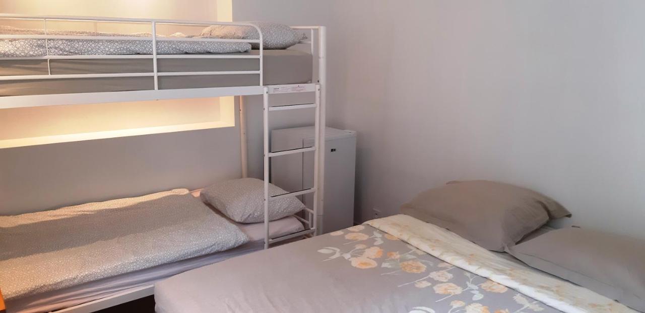 Crew Lighthouse Hostel Antibes Ngoại thất bức ảnh