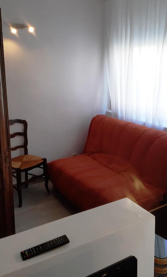 Crew Lighthouse Hostel Antibes Ngoại thất bức ảnh